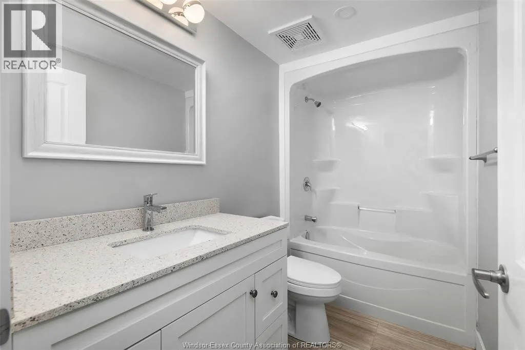 840 WYANDOTTE East Unit# 304