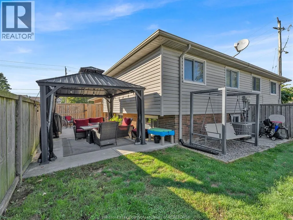 129 LANSDOWNE AVENUE