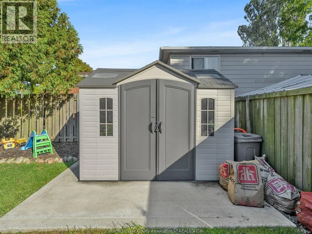 129 LANSDOWNE AVENUE