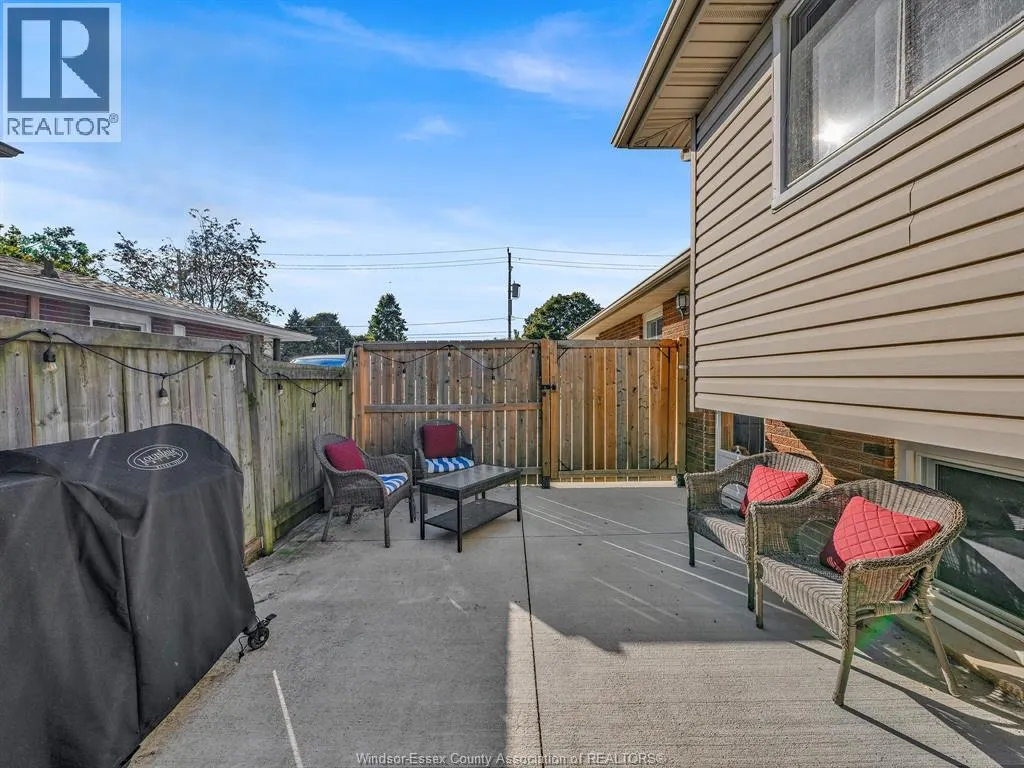 129 LANSDOWNE AVENUE