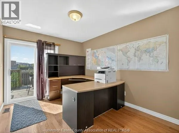 4553 TUMBLEWEED CRESCENT
