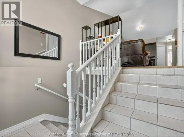 4553 TUMBLEWEED CRESCENT