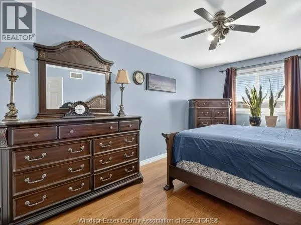 4553 TUMBLEWEED CRESCENT