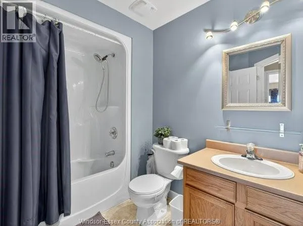 4553 TUMBLEWEED CRESCENT