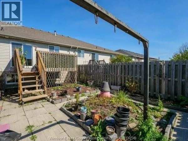4553 TUMBLEWEED CRESCENT
