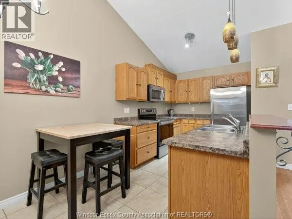 4553 TUMBLEWEED CRESCENT