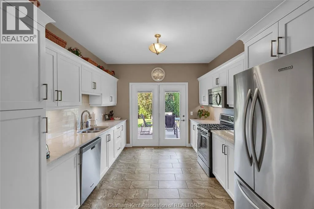 41 Veranda COURT
