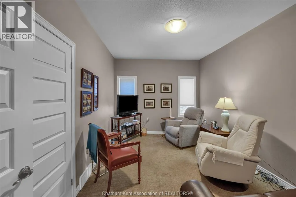 41 Veranda COURT