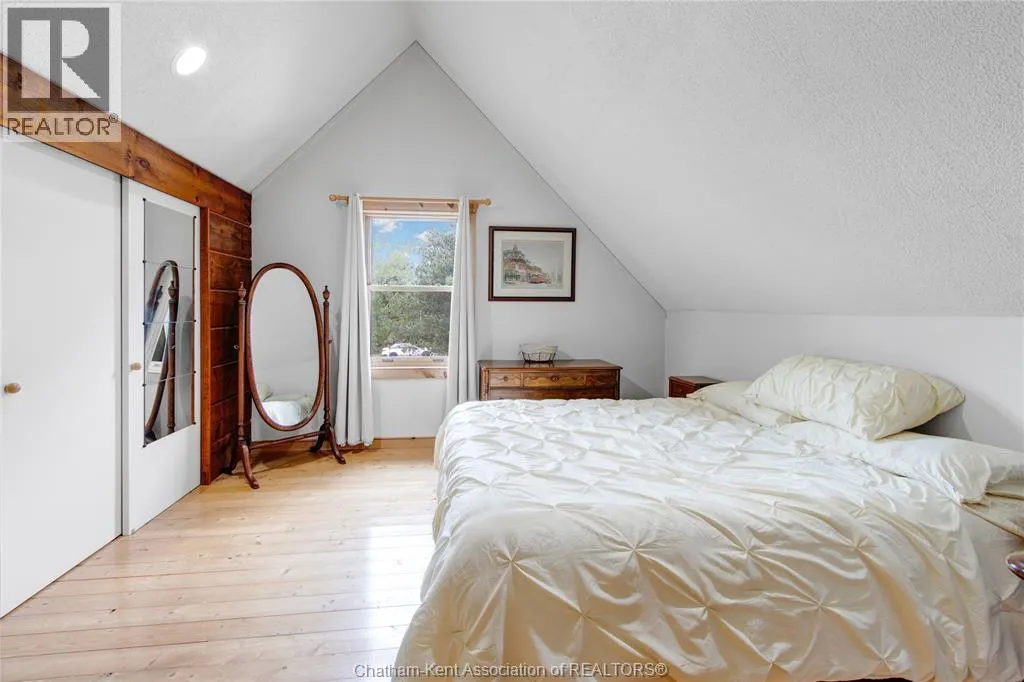 11280 RONDEAU ESTATES LINE