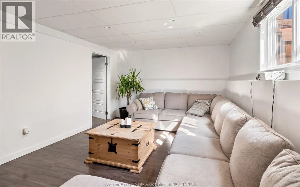 1624 KAMLOOPS