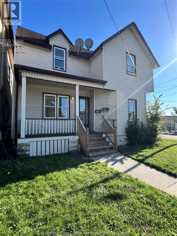 691 ELLIOTT STREET West Unit# MAIN FLOOR