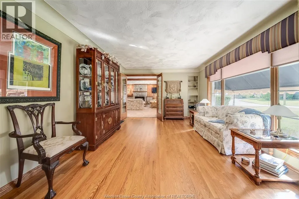 1506 WHITEWOOD