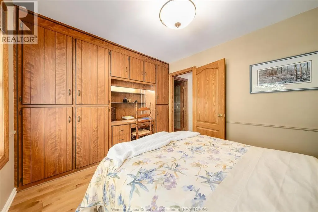 1506 WHITEWOOD