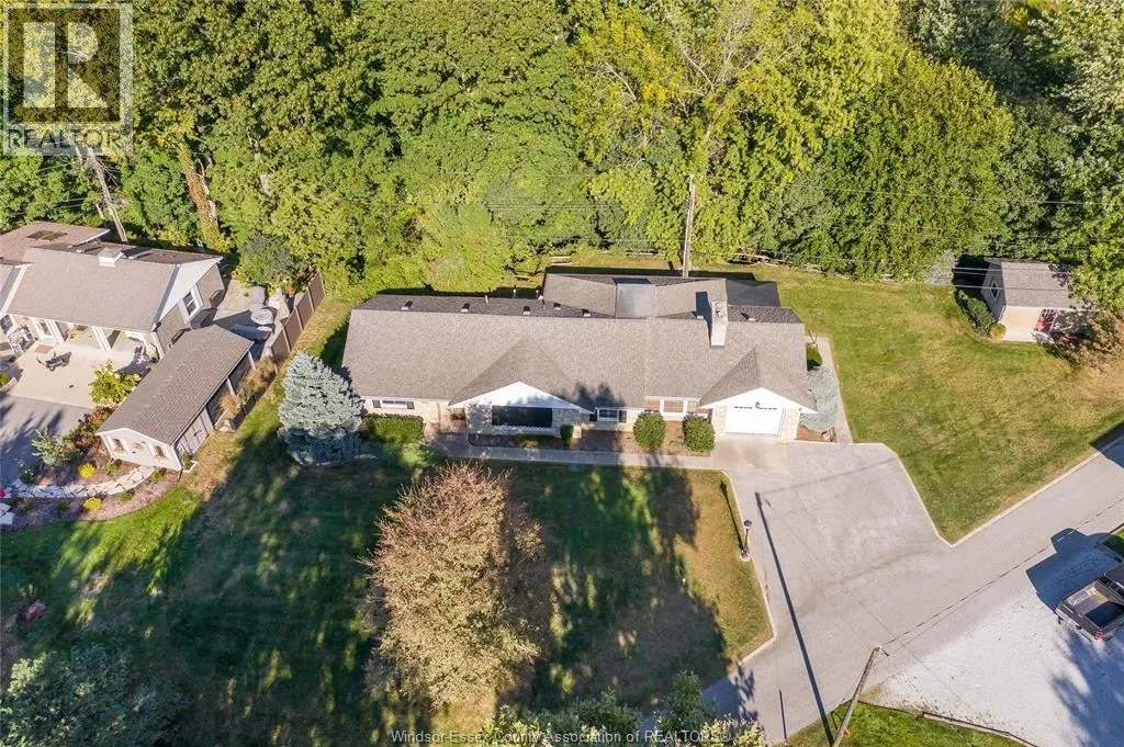 1506 WHITEWOOD