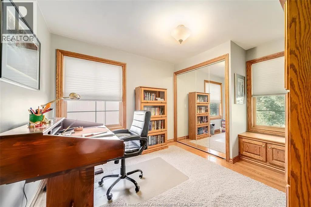 1506 WHITEWOOD
