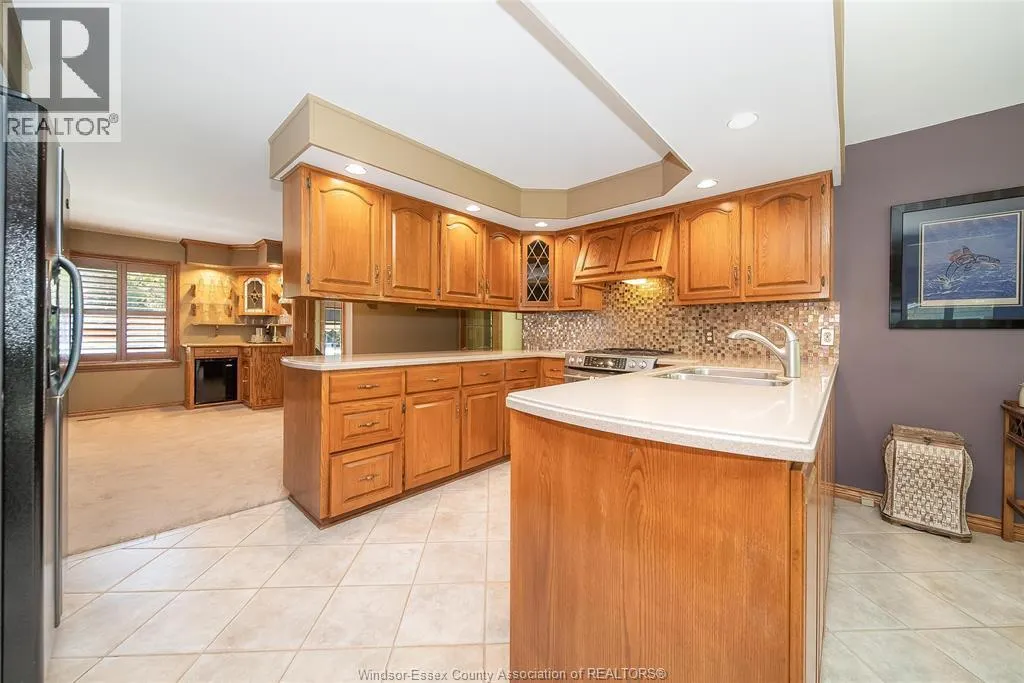 1506 WHITEWOOD