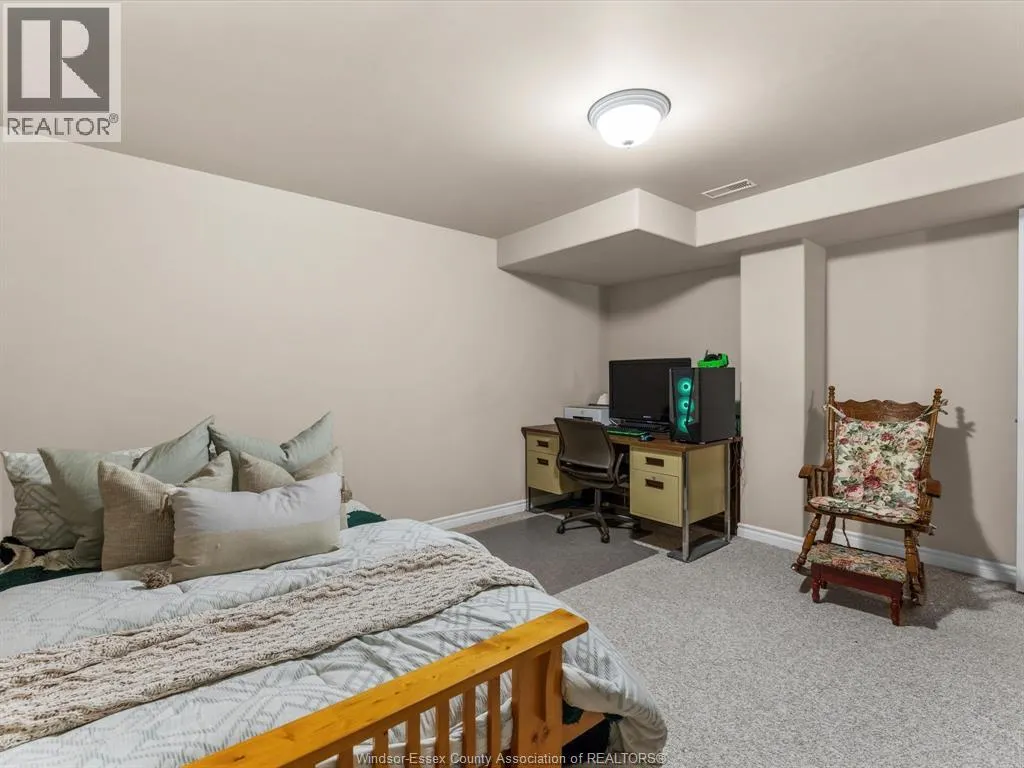 1933 Morningstar AVENUE