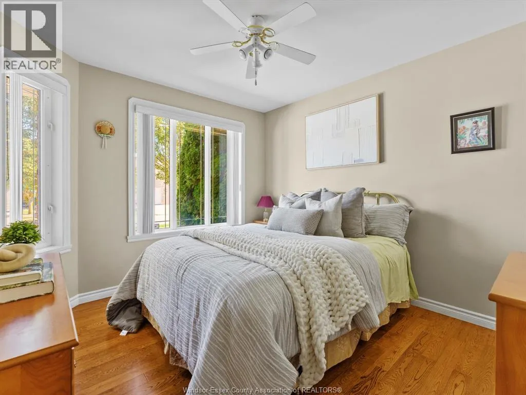 1933 Morningstar AVENUE