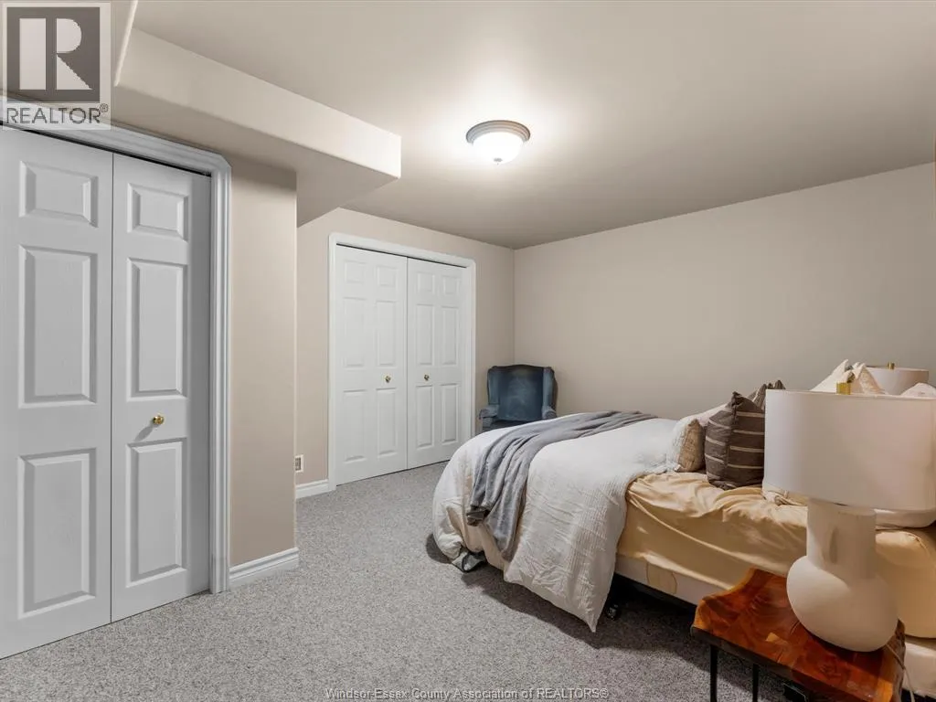 1933 Morningstar AVENUE