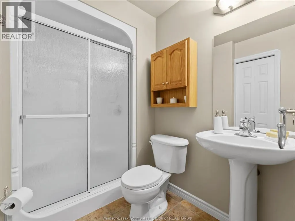 1933 Morningstar AVENUE