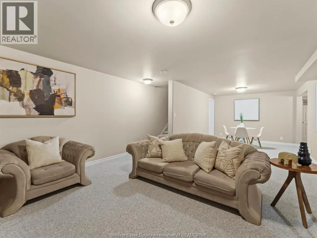 1933 Morningstar AVENUE
