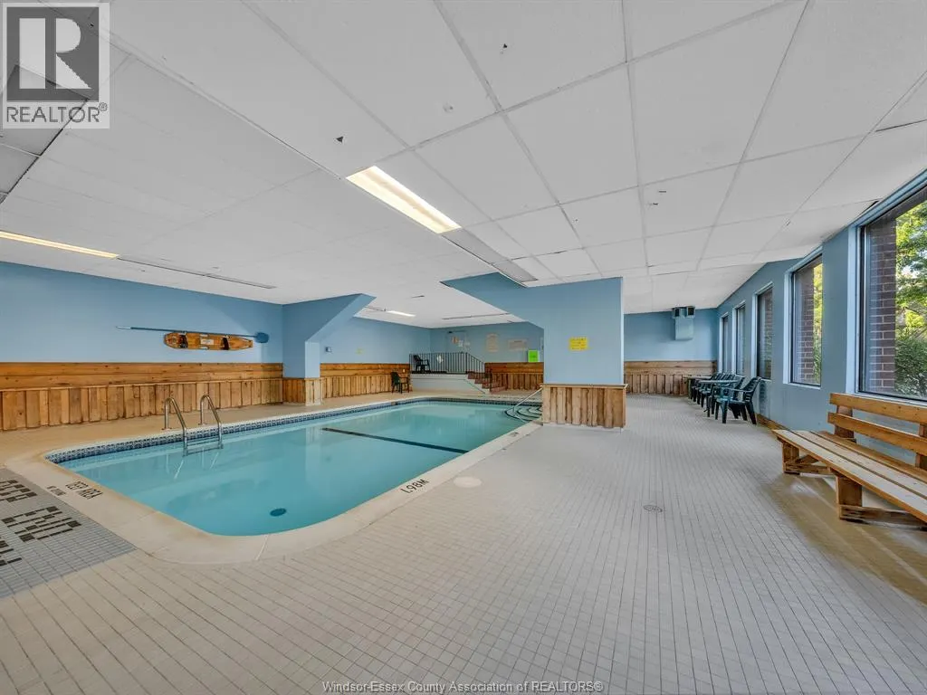 3936 WYANDOTTE STREET East Unit# 206