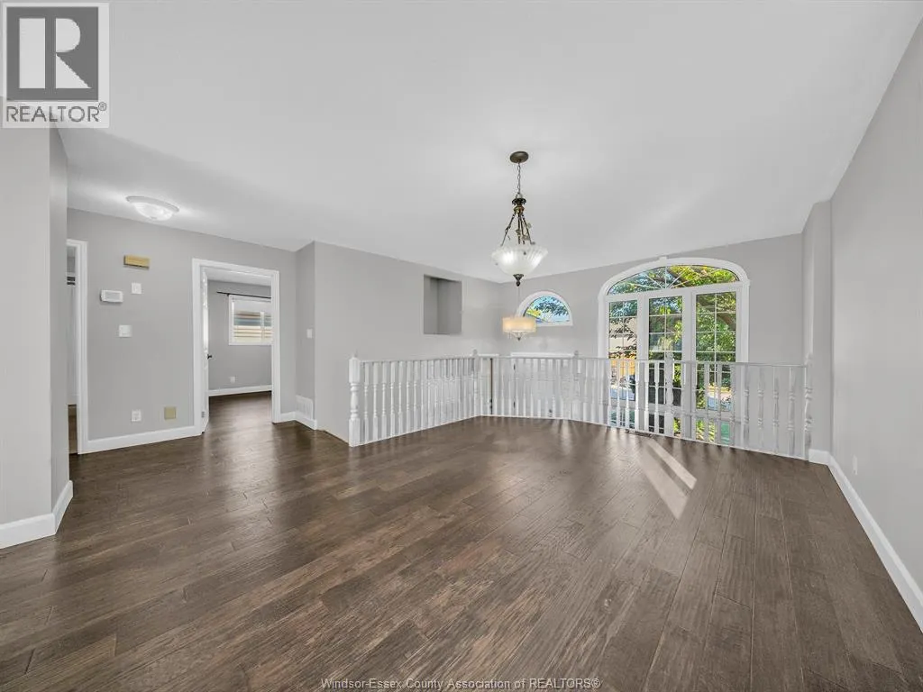 4793 Juliet CRESCENT