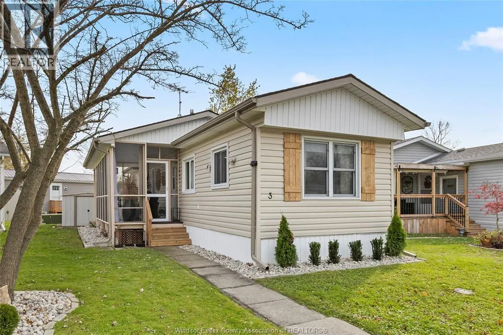 3 LILAC COURT