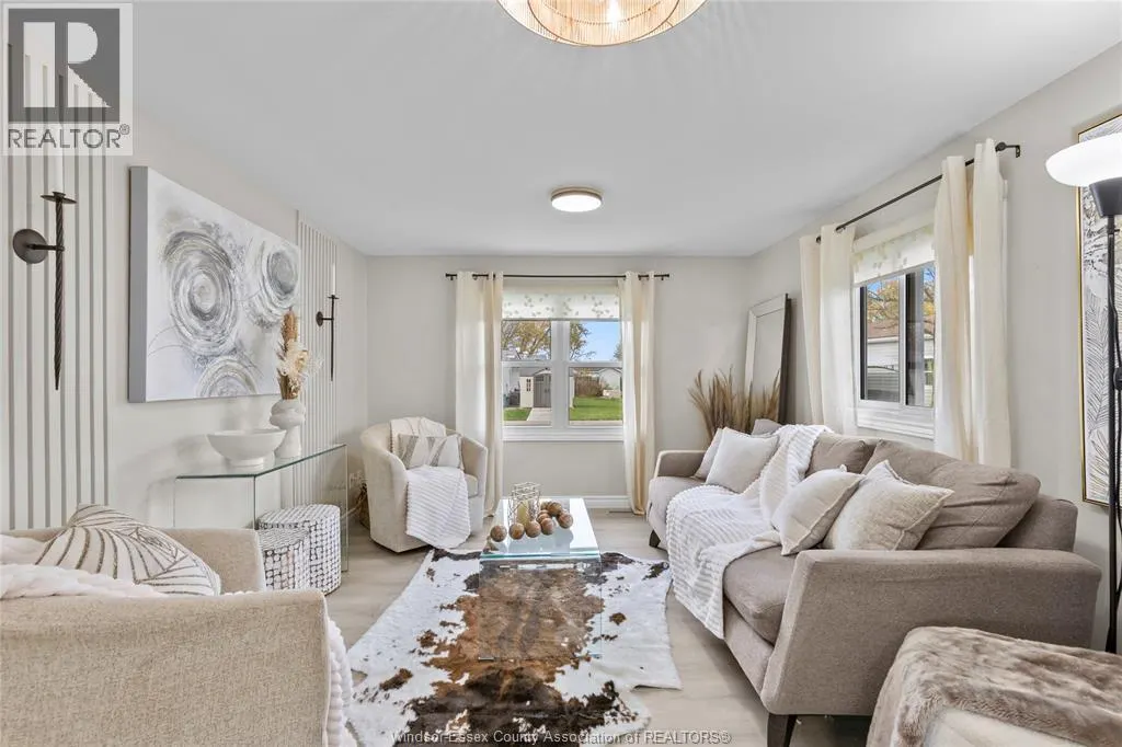 3 LILAC COURT