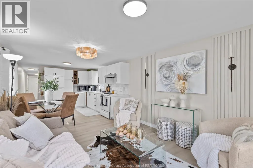 3 LILAC COURT