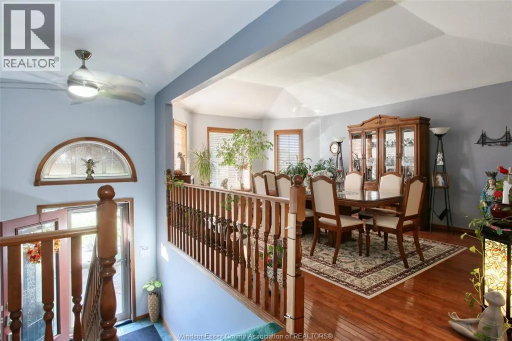 330 CEDAR RIDGE AVENUE