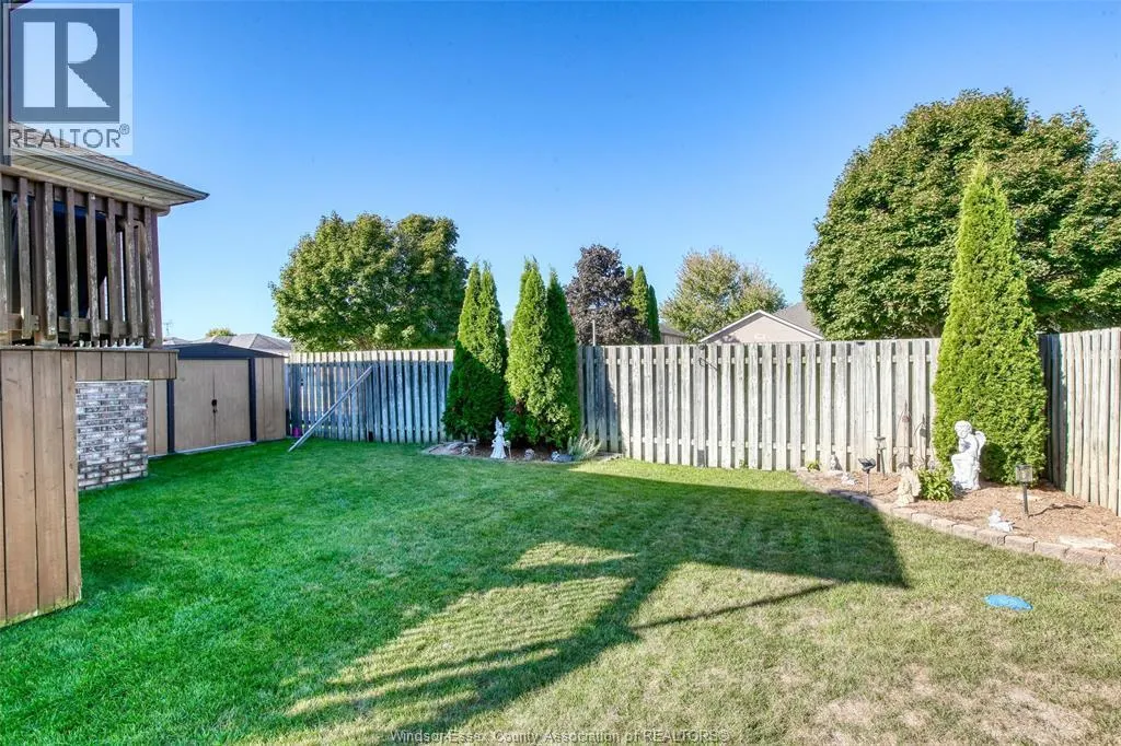 330 CEDAR RIDGE AVENUE
