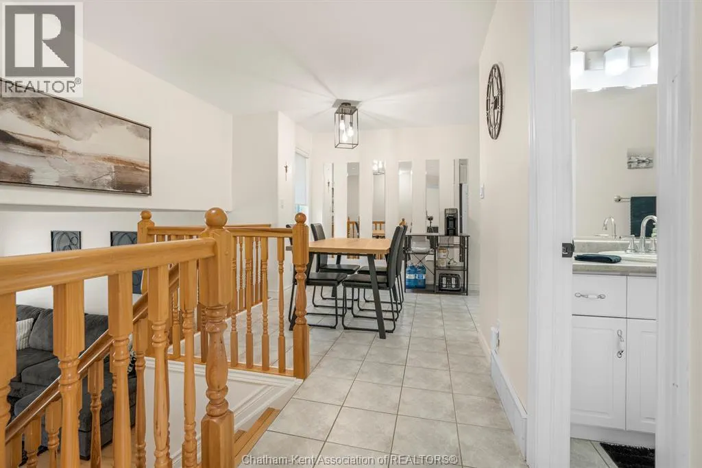 22 Fieldstone PLACE