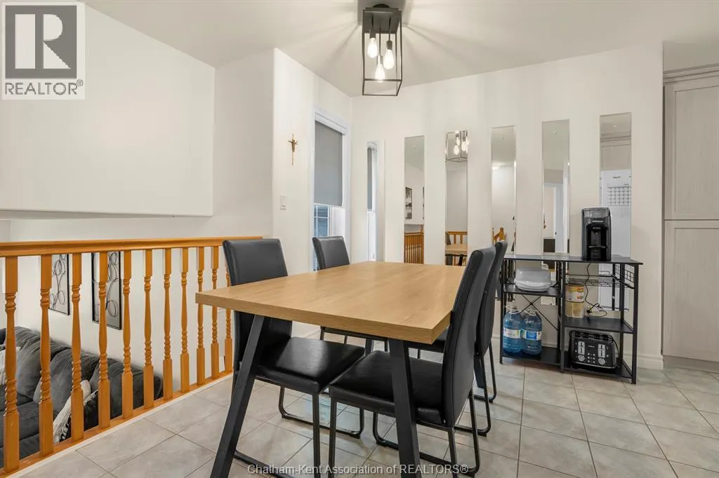 22 Fieldstone PLACE