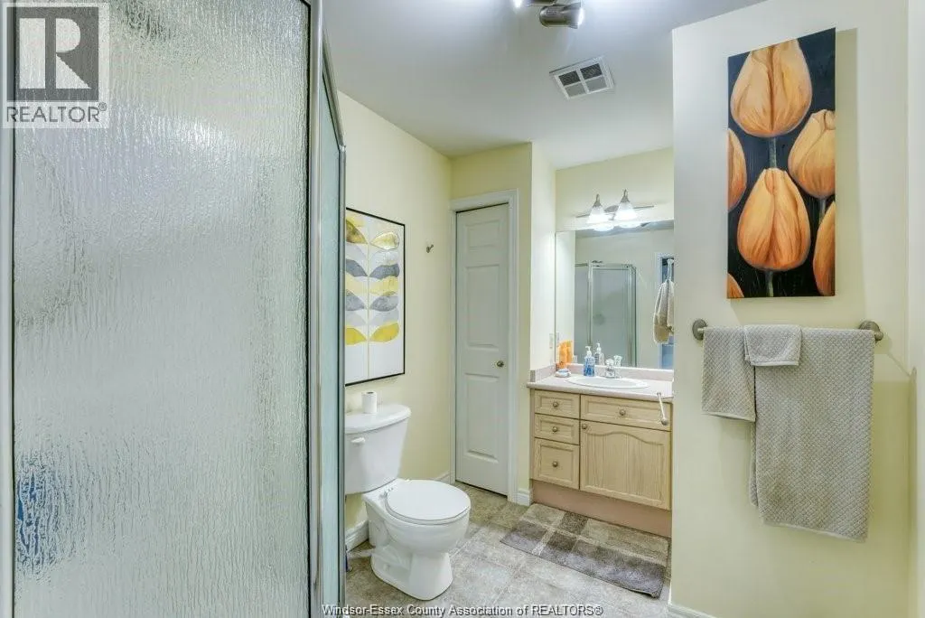 1727 Luxury AVENUE