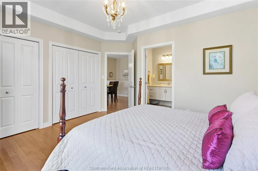 113 COTTAGE PLACE