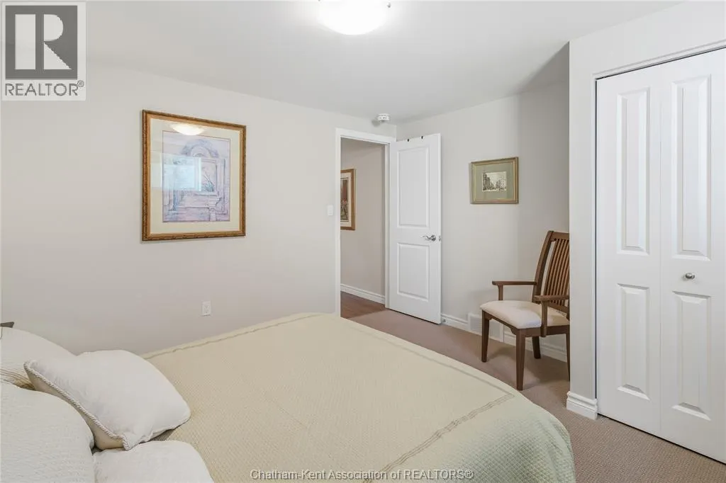 113 COTTAGE PLACE