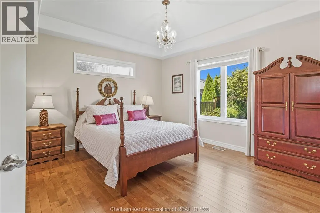 113 COTTAGE PLACE