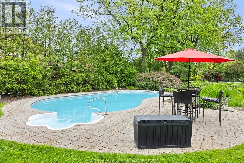 552 OLD TECUMSEH ROAD