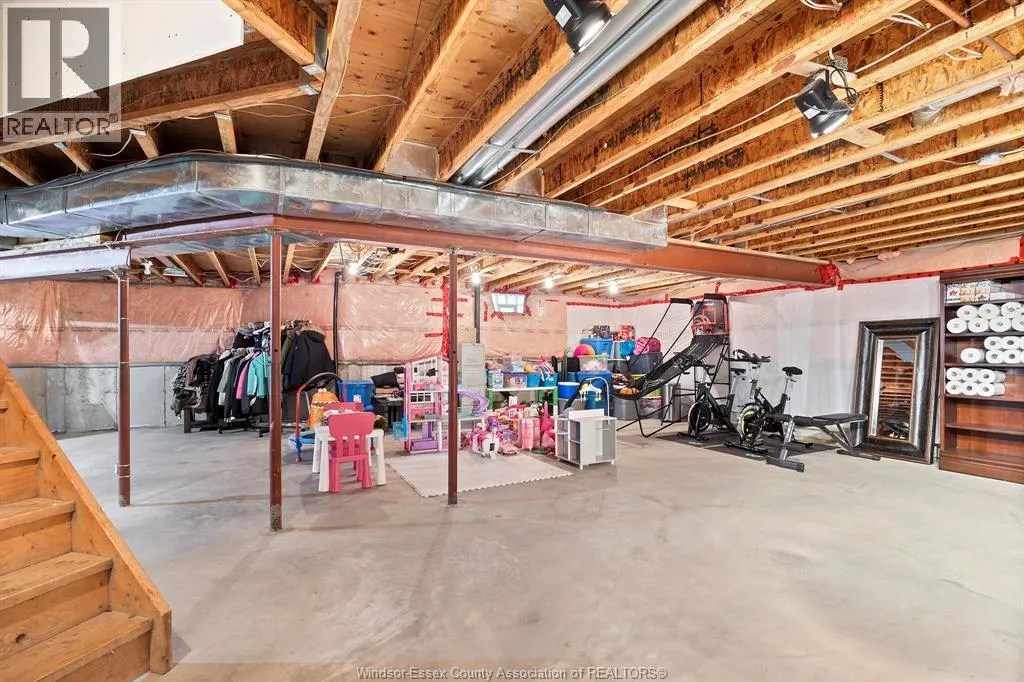 552 OLD TECUMSEH ROAD