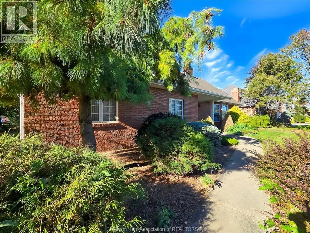 70 Braemar BOULEVARD