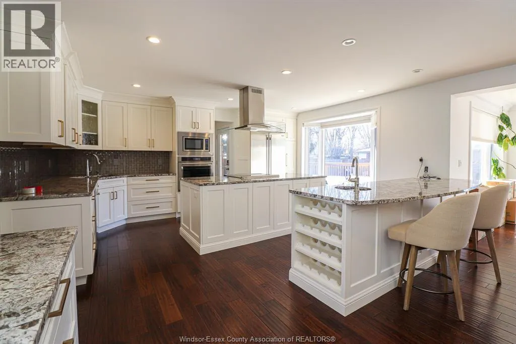 463 RUSSELL WOODS ROAD