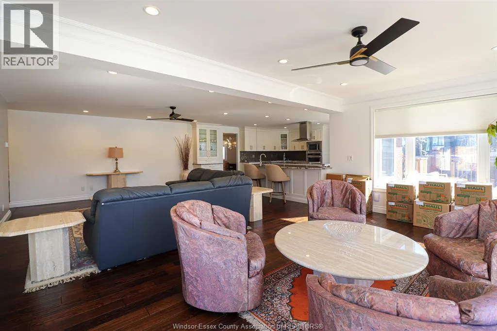 463 RUSSELL WOODS ROAD