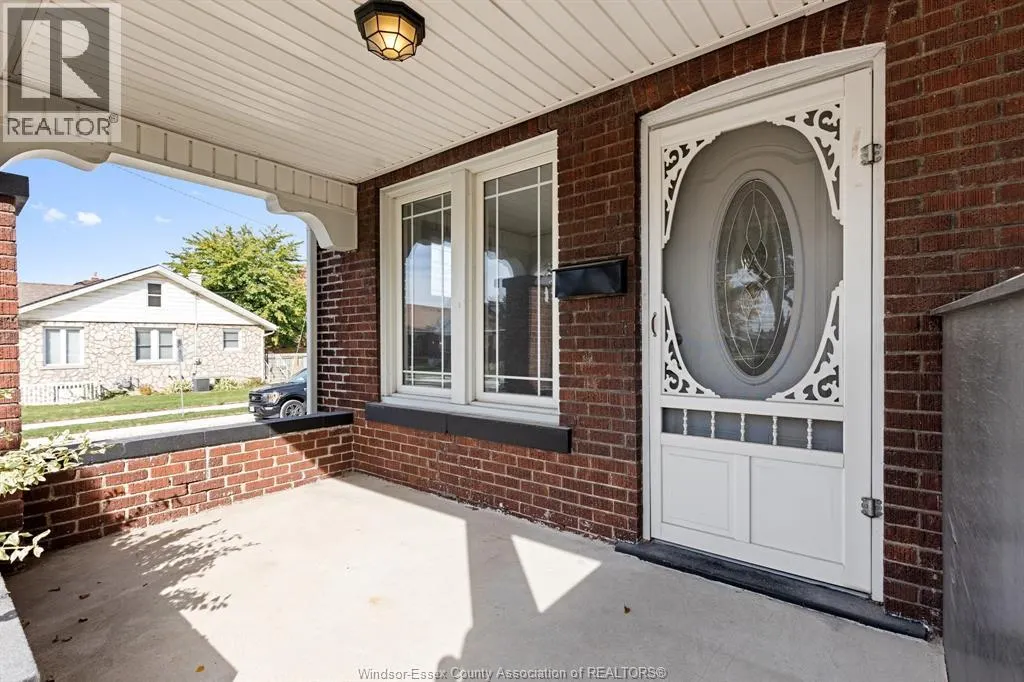 1402 PIERRE