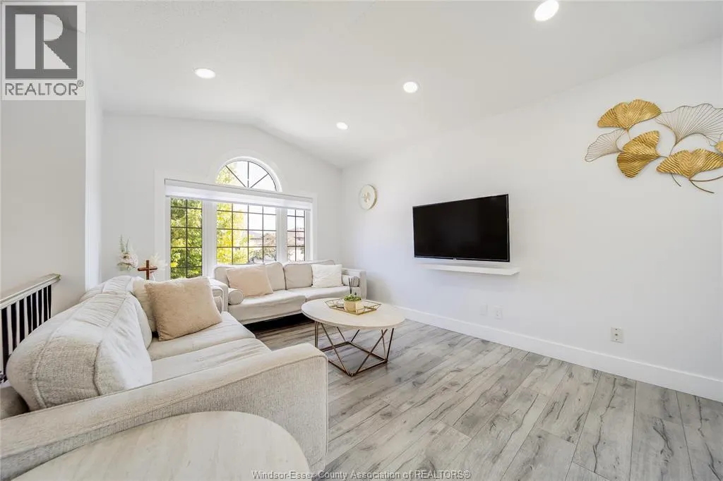 4769 JULIET CRESCENT