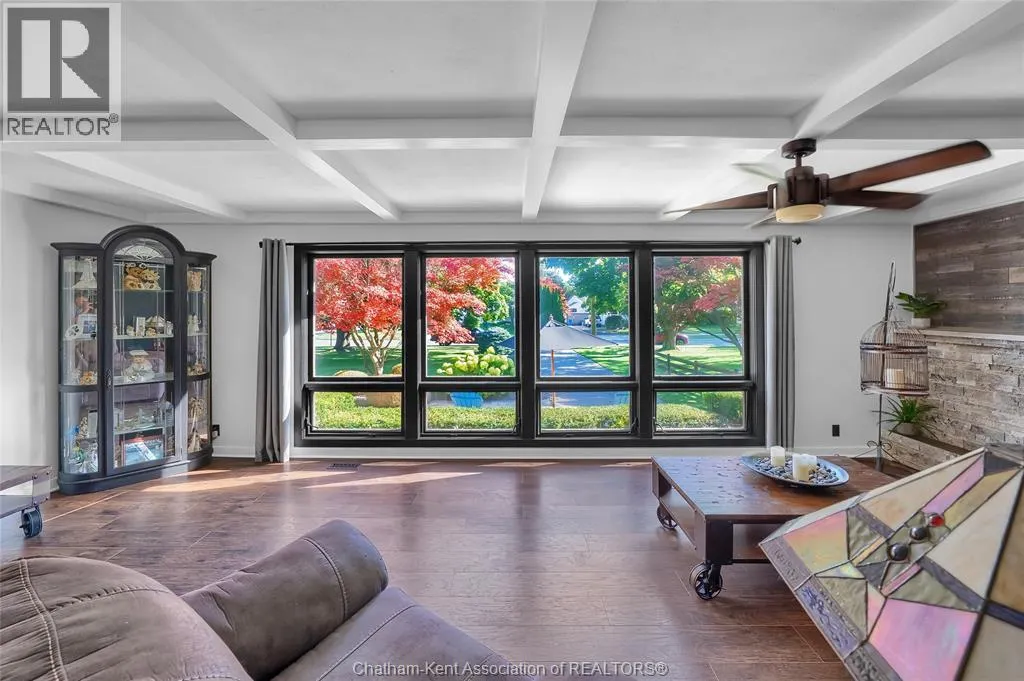 38 Glenwood DRIVE