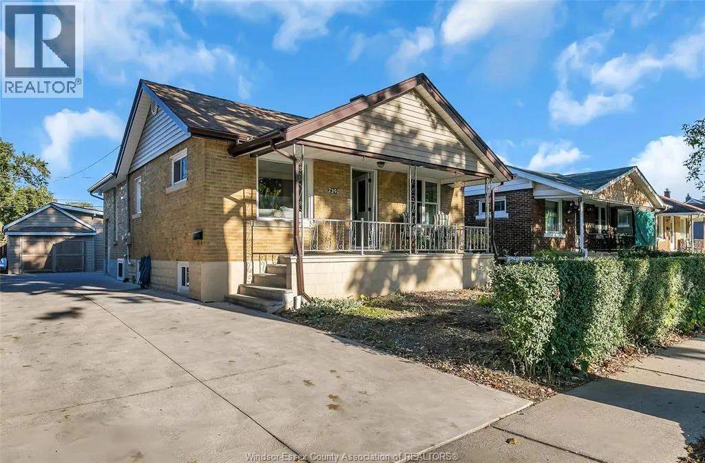 2340 ALEXIS ROAD