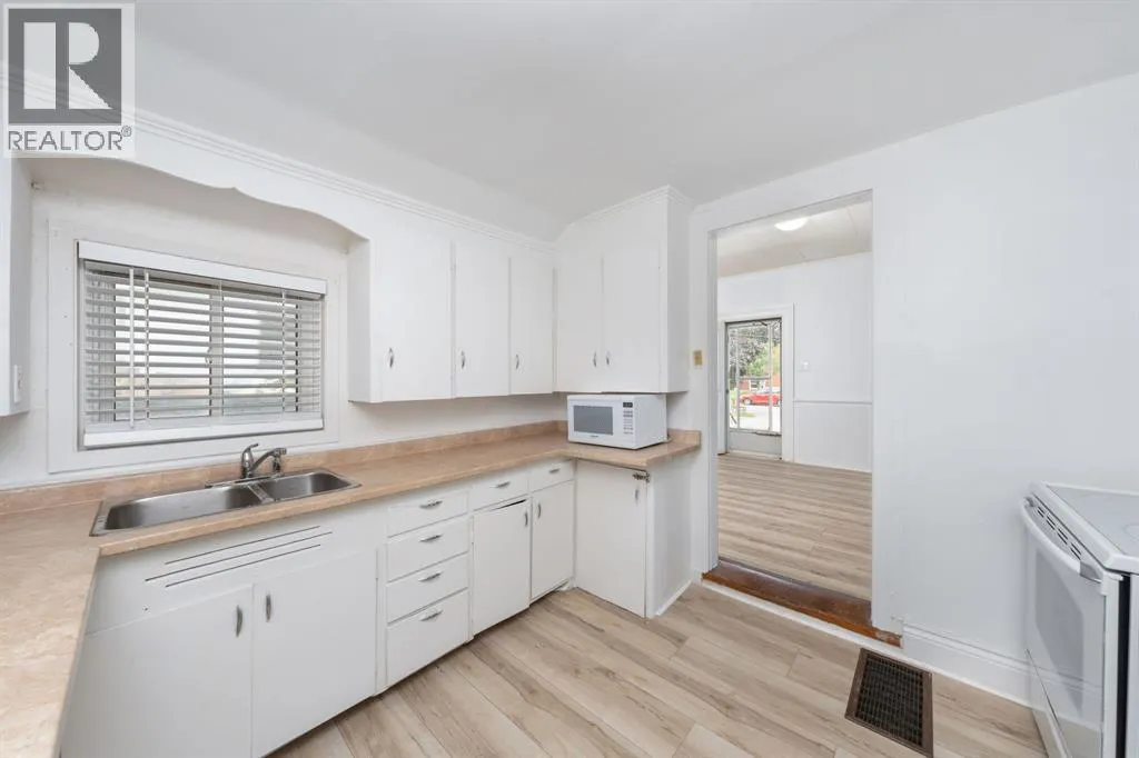 118 TALFOURD STREET Unit# UNIT B, #UNIT B