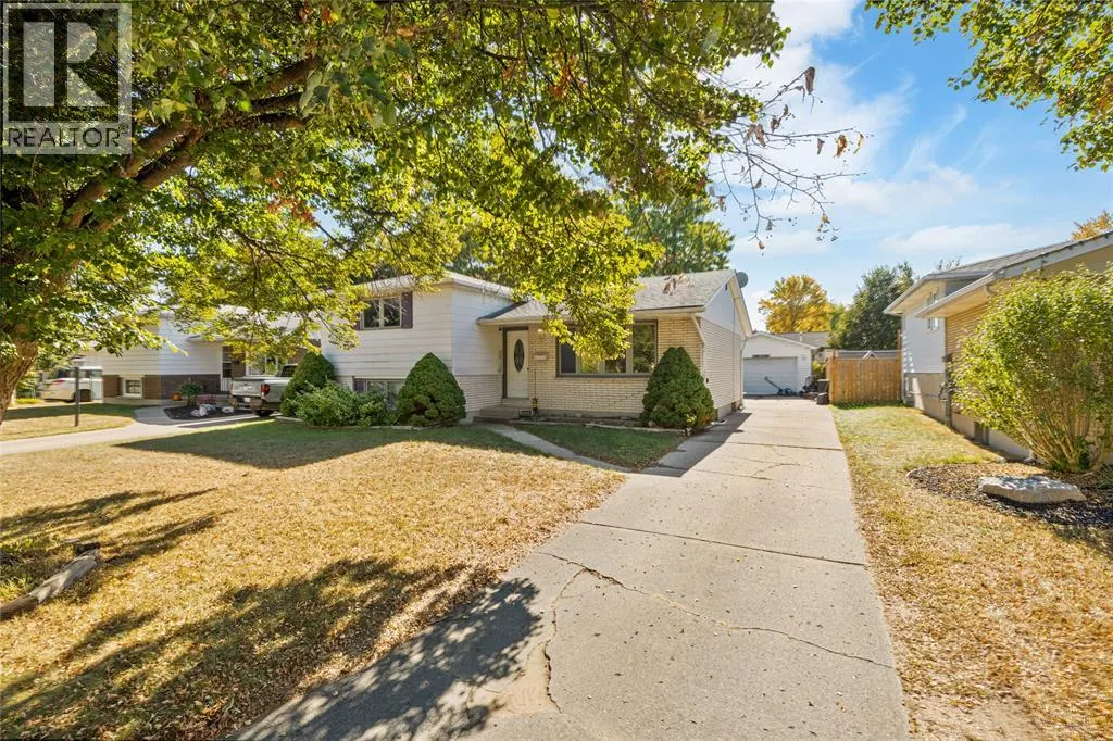 1063 Highway DRIVE East