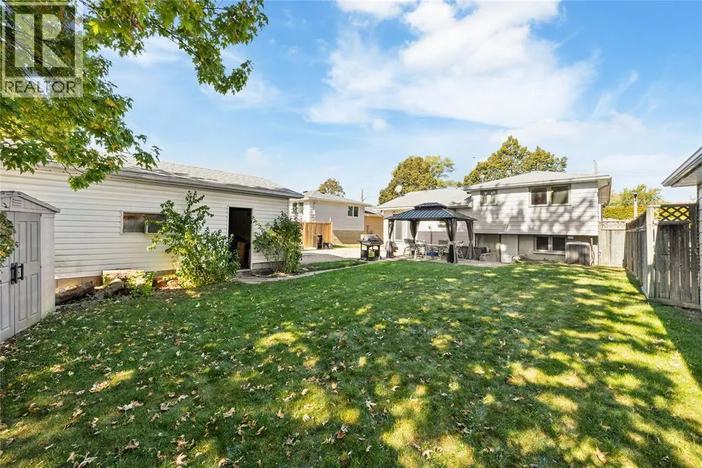 1063 Highway DRIVE East